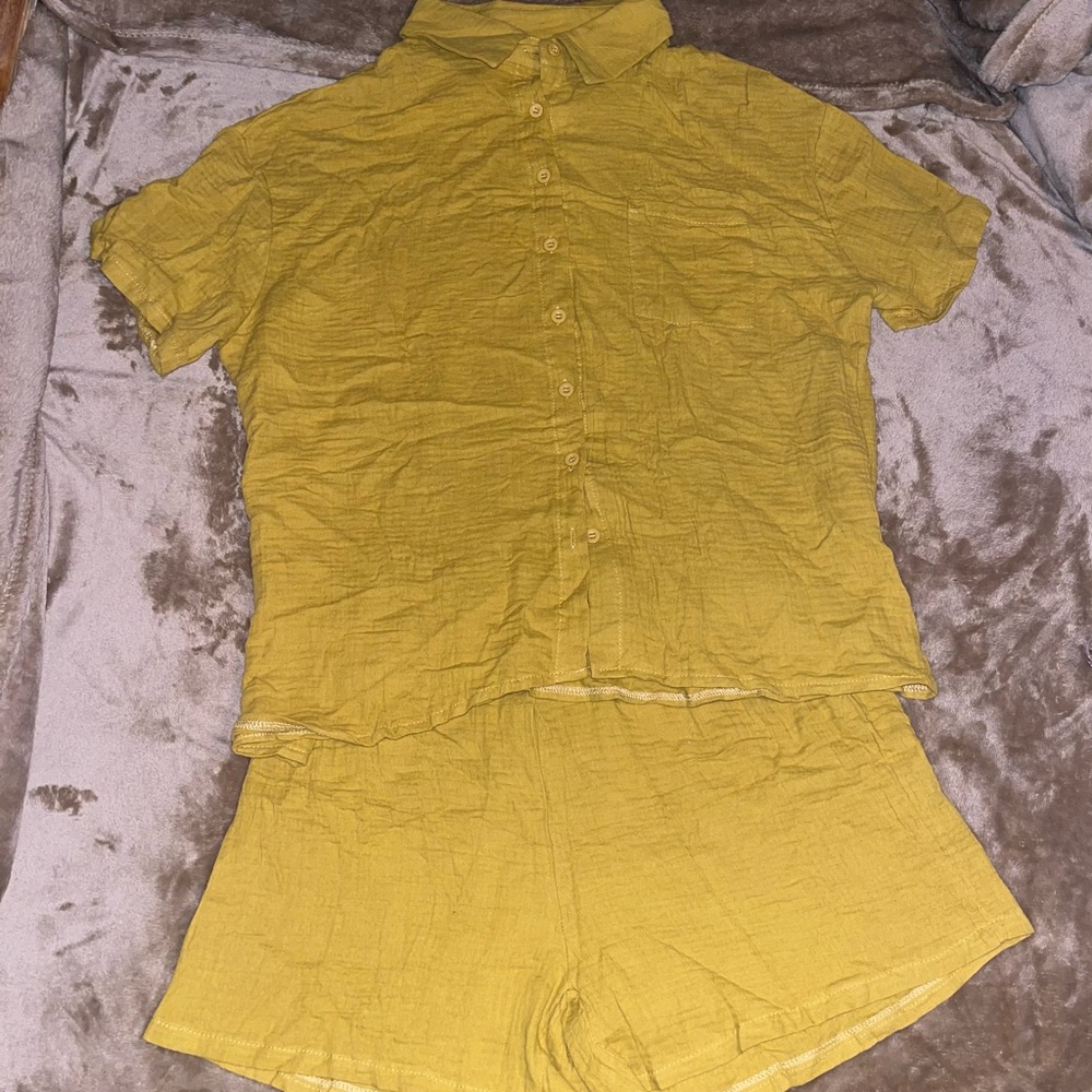 Women's Cotton Mustard Shorts two piece set - Picture 2 of 9